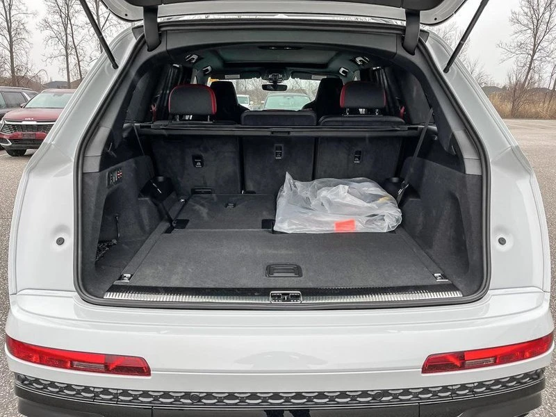 2025 Audi SQ7 - Image 5 of 11