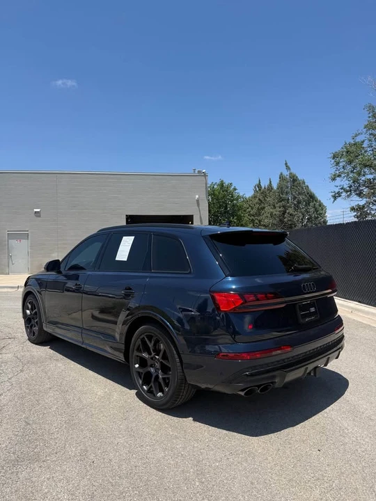 2025 Audi SQ7 - Image 8 of 10
