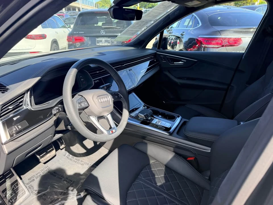 2025 Audi SQ7 - Image 3 of 7