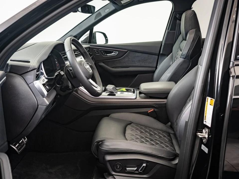 2025 Audi SQ7 - Image 19 of 21