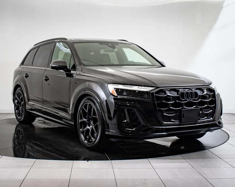 2025 Audi SQ7 - Image 12 of 21