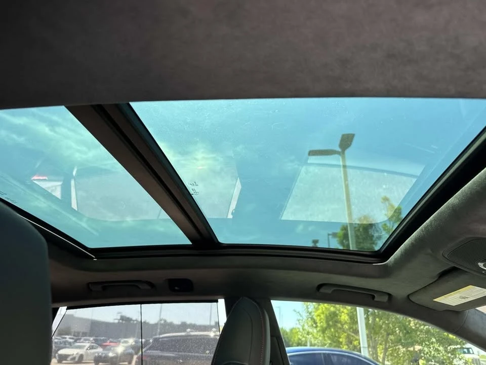 2025 Audi SQ8 - Image 8 of 17