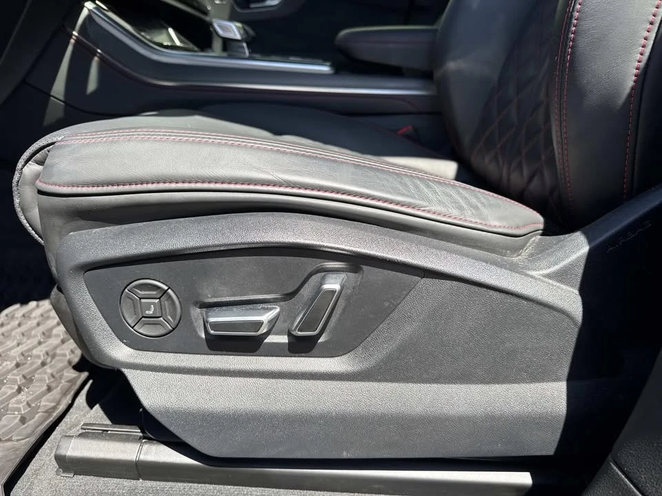 2025 Audi SQ8 - Image 11 of 17