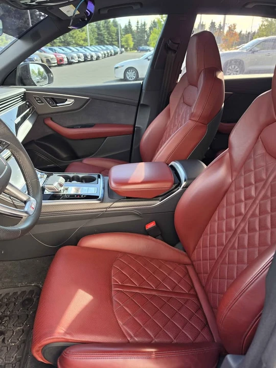 2025 Audi SQ8 - Image 6 of 9