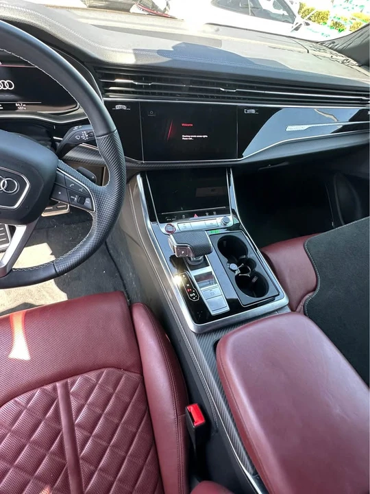 2025 Audi SQ8 - Image 3 of 10