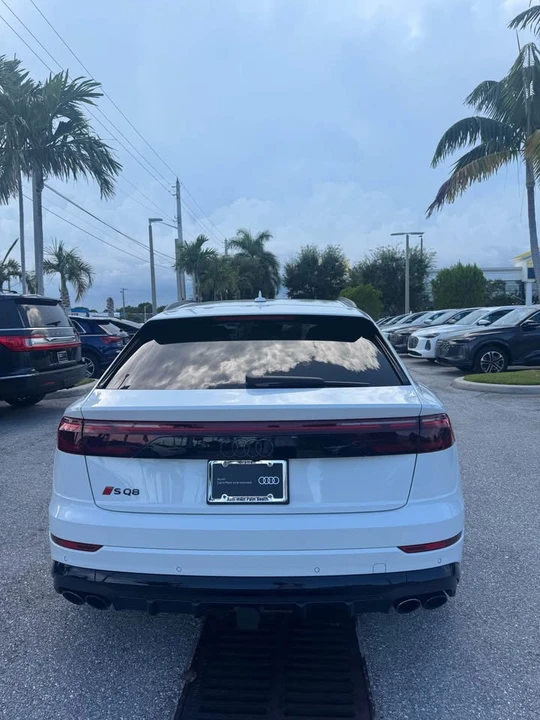 2025 Audi SQ8 - Image 5 of 16