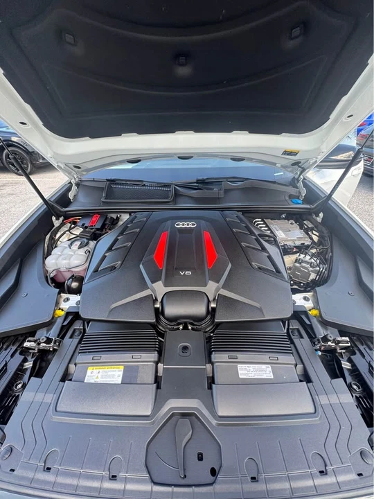 2025 Audi SQ8 - Image 16 of 16
