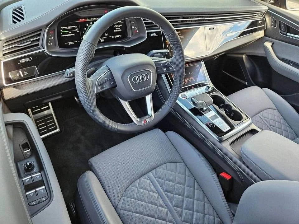 2025 Audi SQ8 - Image 4 of 10