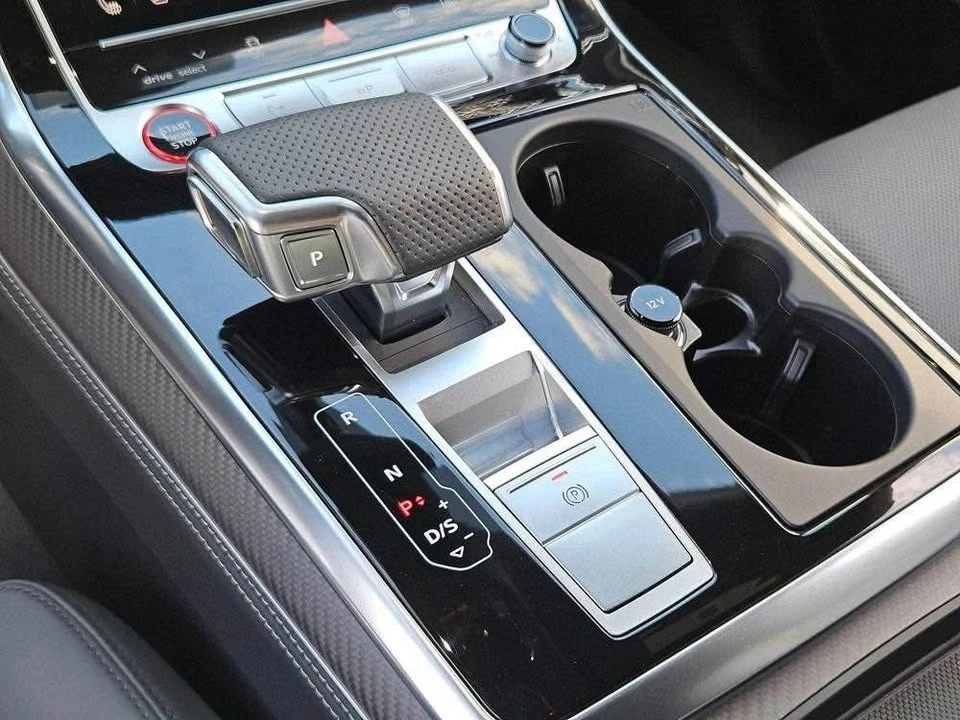 2025 Audi SQ8 - Image 5 of 10