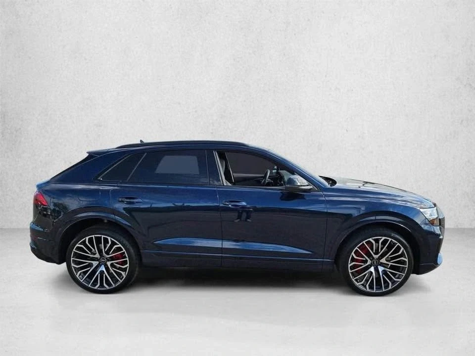 2025 Audi SQ8 - Image 2 of 10