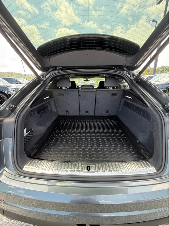2025 Audi SQ8 - Image 11 of 11