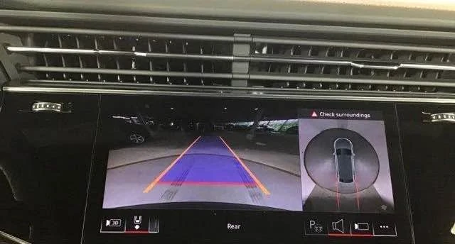 2025 Audi SQ8 - Image 15 of 20