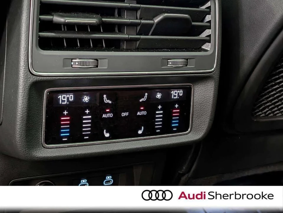 2025 Audi SQ8 - Image 13 of 20