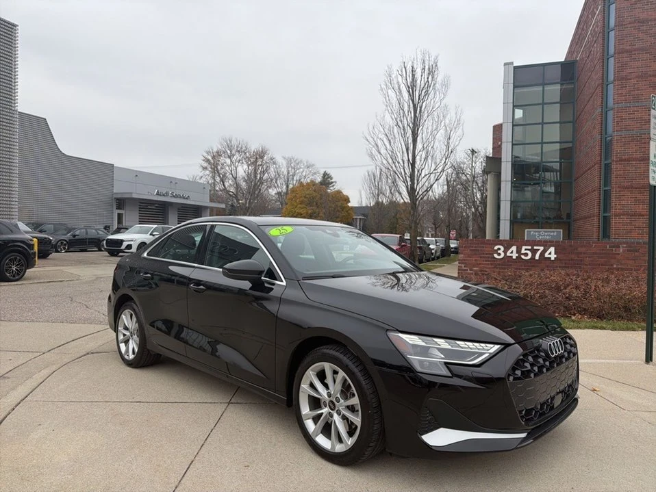 2025 Audi 8Y A3 - Image 3 of 20