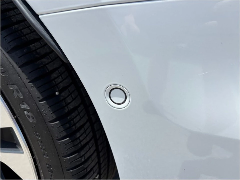 2025 Audi 8Y A3 - Image 17 of 20