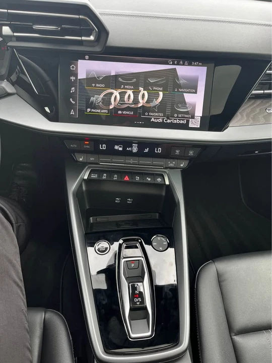 2025 Audi 8Y A3 - Image 9 of 10
