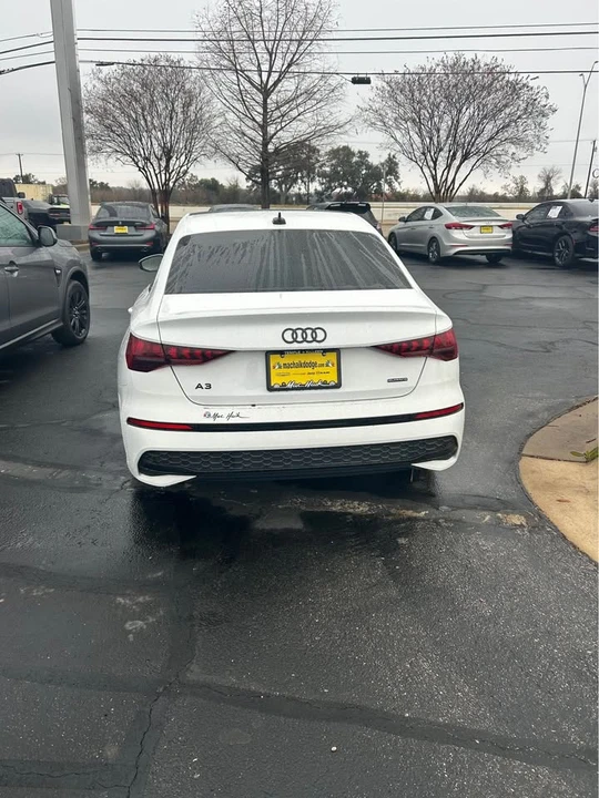 2025 Audi 8Y A3 - Image 8 of 9