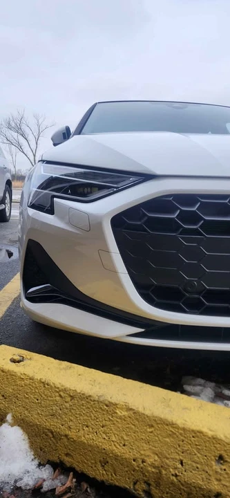 2025 Audi 8Y A3 - Image 3 of 6