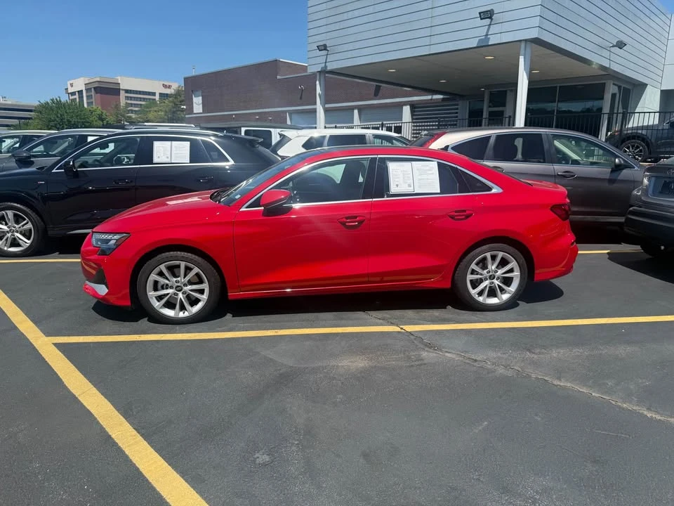 2025 Audi 8Y A3 - Image 2 of 9