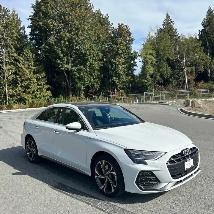 2025 Audi 8Y A3 - Image 3 of 16