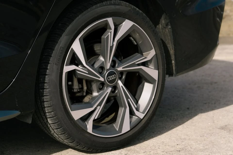 2025 Audi 8Y A3 - Image 4 of 12
