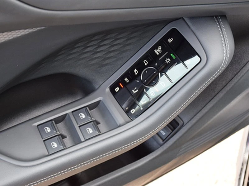 2025 Audi B10 A5 - Image 8 of 20