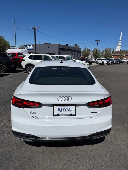 2025 Audi B10 A5 - Image 4 of 15