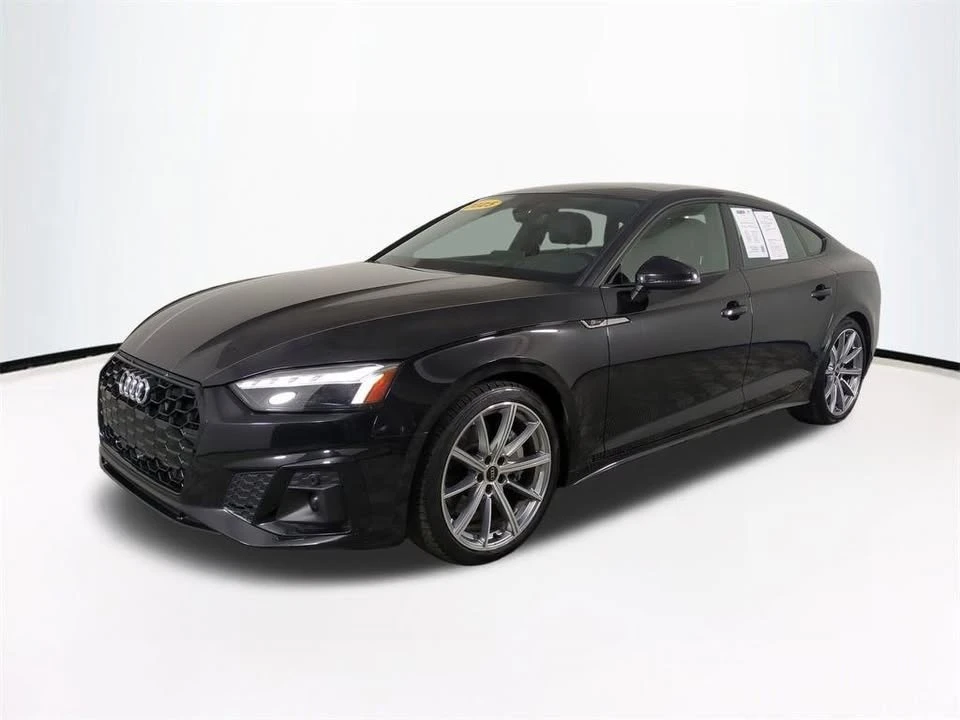 2025 Audi B10 A5 - Image 2 of 5