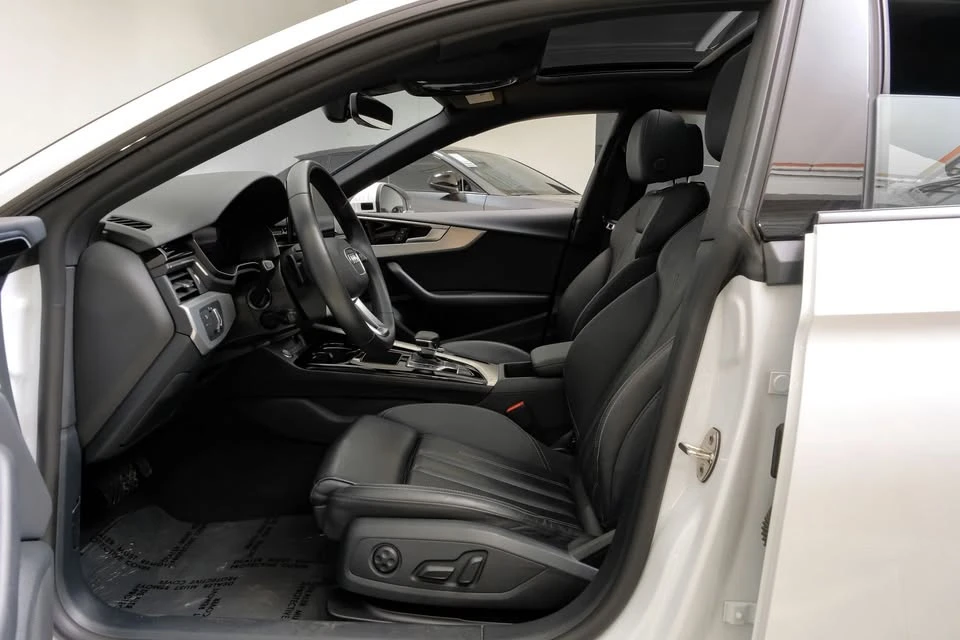 2025 Audi B10 A5 - Image 4 of 20