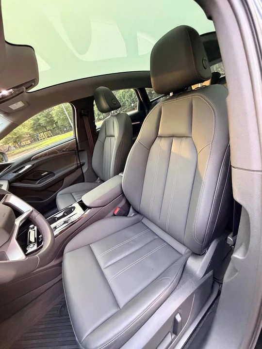 2025 Audi Q8 e-tron - Image 11 of 20