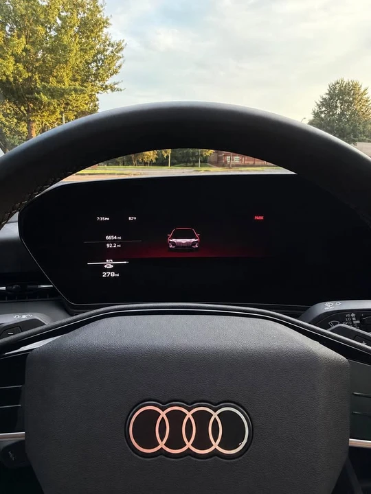 2025 Audi Q8 e-tron - Image 19 of 20