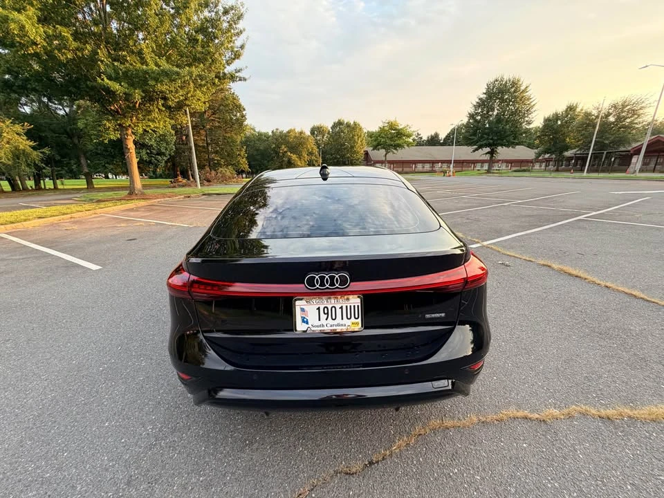 2025 Audi Q8 e-tron - Image 3 of 20