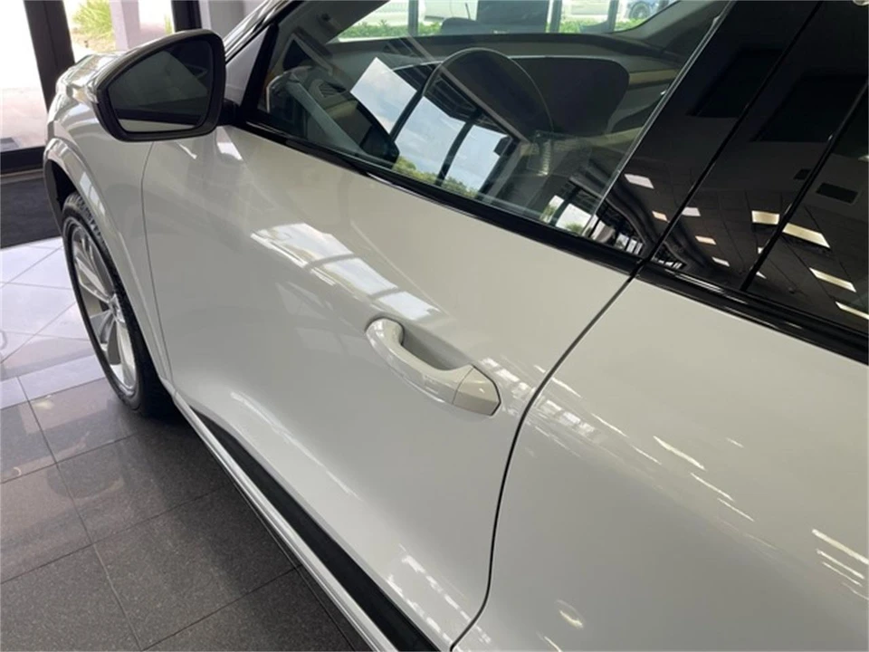 2025 Audi Q8 e-tron - Image 13 of 31