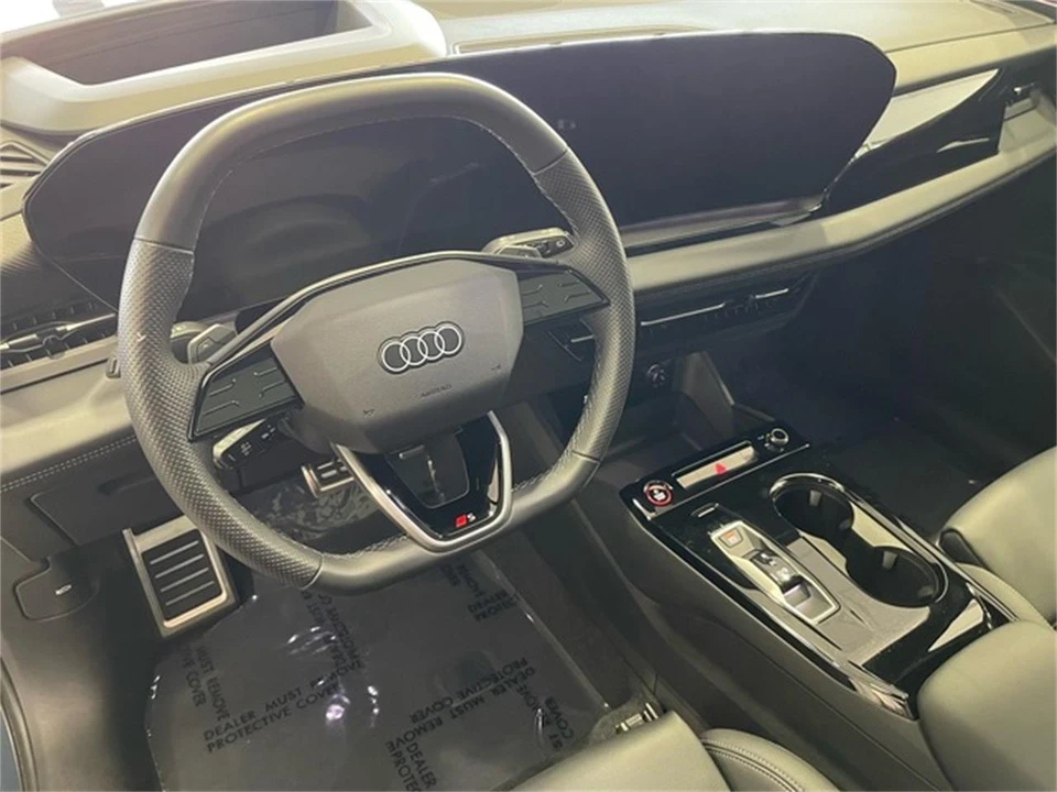 2025 Audi Q8 e-tron - Image 29 of 31