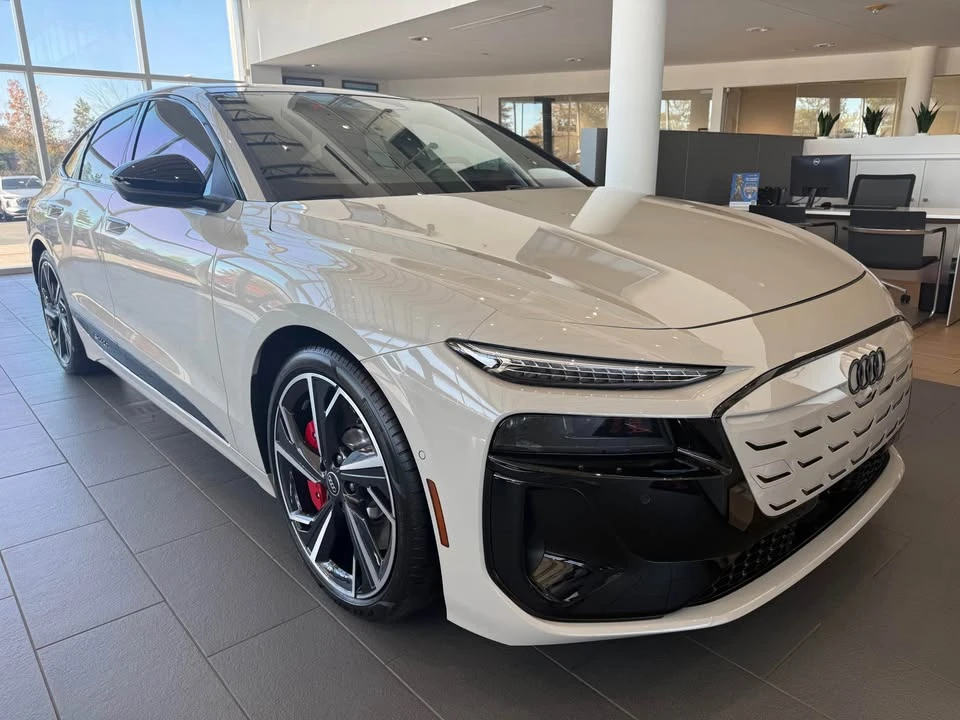 2025 Audi Q6 e-tron - Image 3 of 16