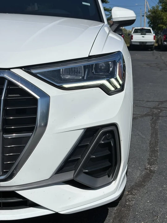 2025 Audi 8Y A3 - Image 3 of 12