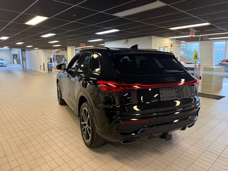 2025 Audi FY Q5 - Image 9 of 17