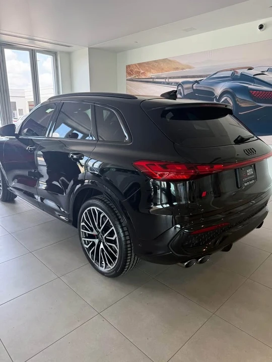 2025 Audi FY SQ5 - Image 3 of 3