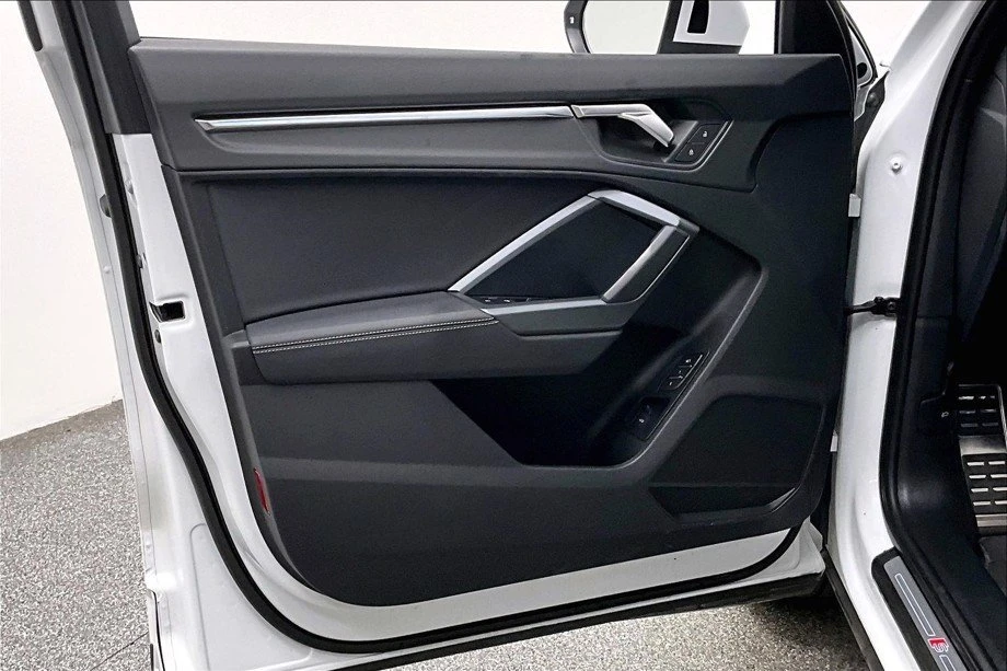 2025 Audi F3 Q3 - Image 7 of 19