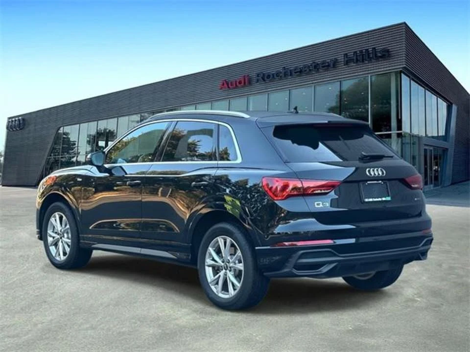 2025 Audi F3 Q3 - Image 2 of 10