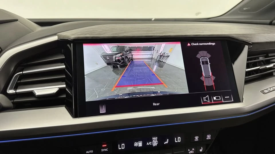 2025 Audi Q4 e-tron - Image 10 of 20