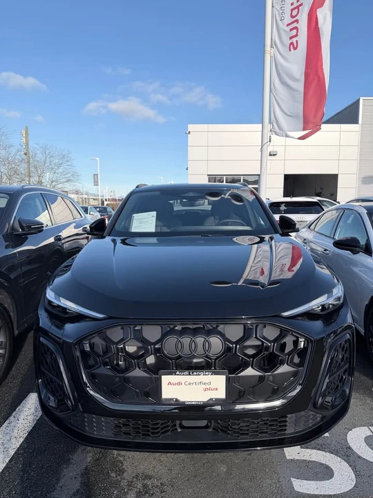2025 Audi FY Q5 - Image 2 of 9