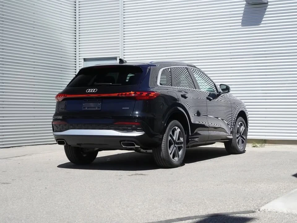 2025 Audi FY Q5 - Image 2 of 17