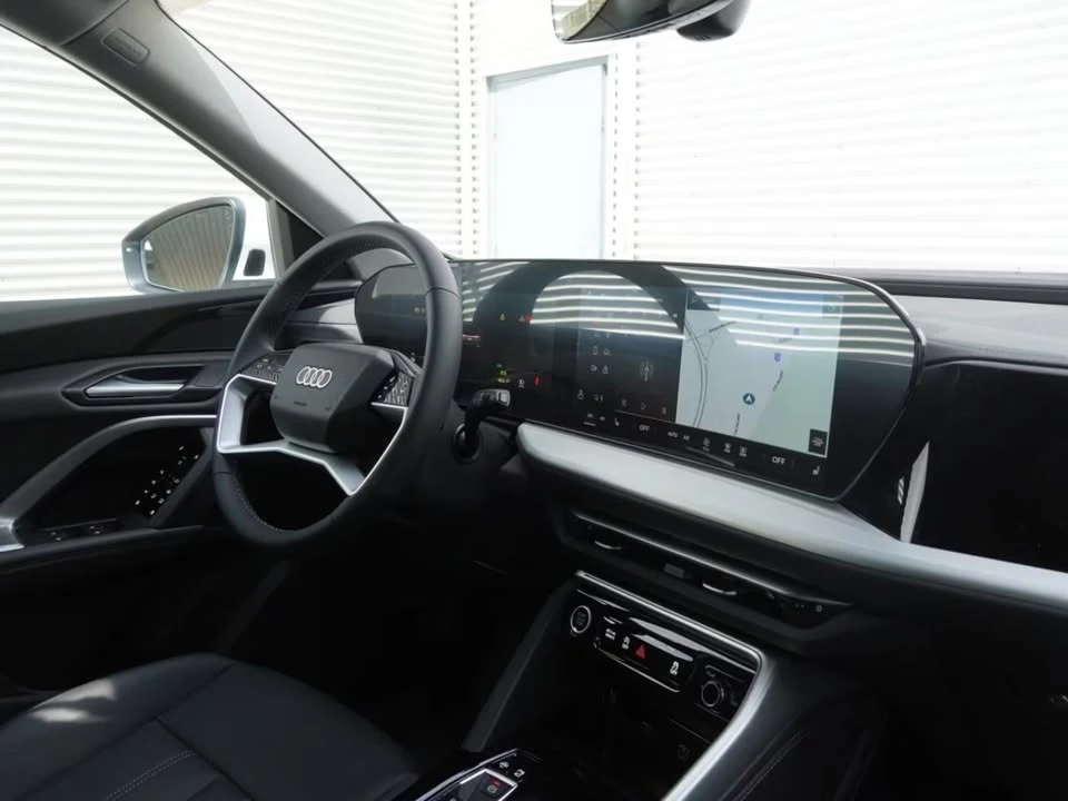 2025 Audi FY Q5 - Image 9 of 16