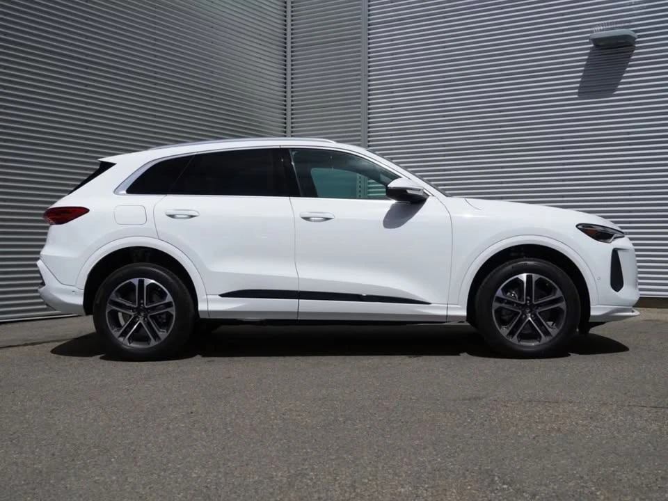 2025 Audi FY Q5 - Image 6 of 16