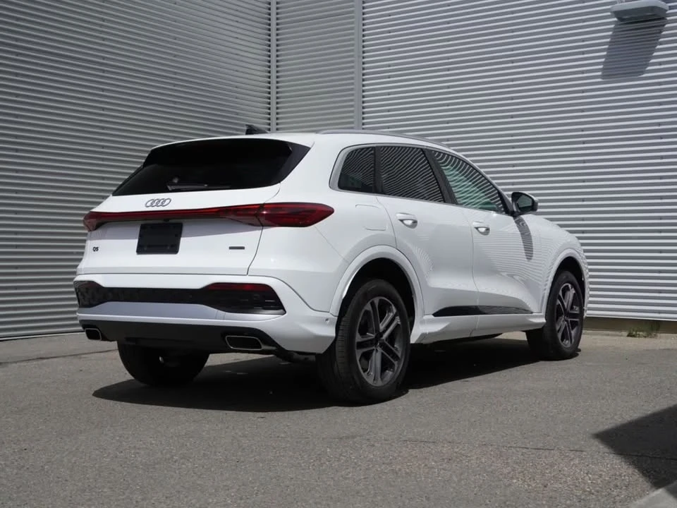 2025 Audi FY Q5 - Image 3 of 16