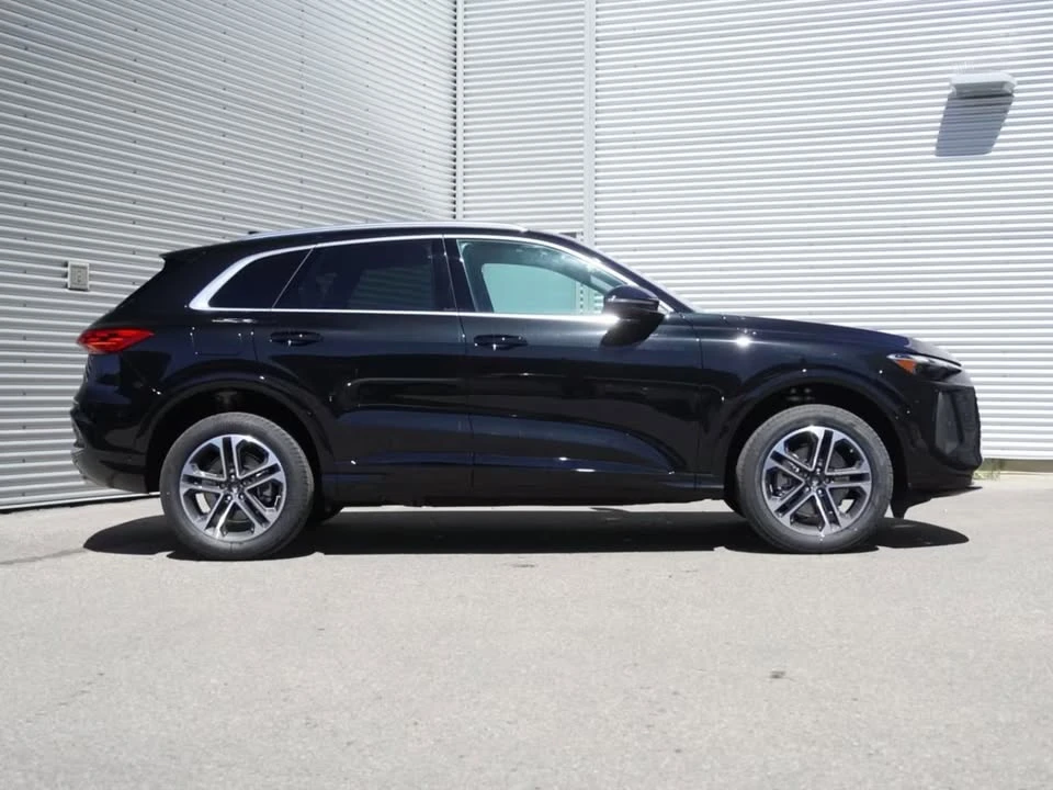 2025 Audi FY Q5 - Image 4 of 17