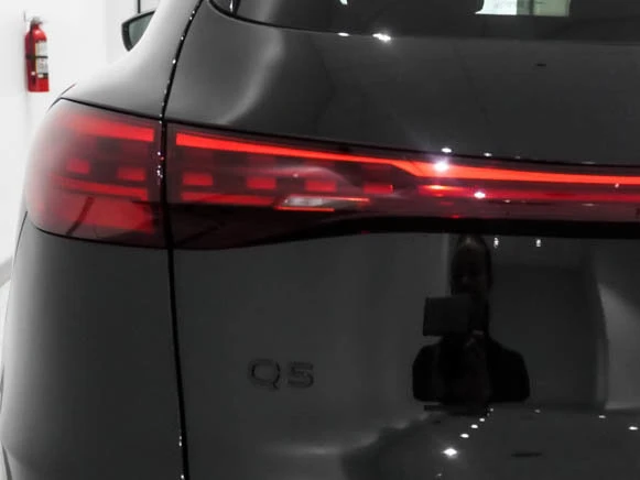 2025 Audi FY Q5 - Image 3 of 9
