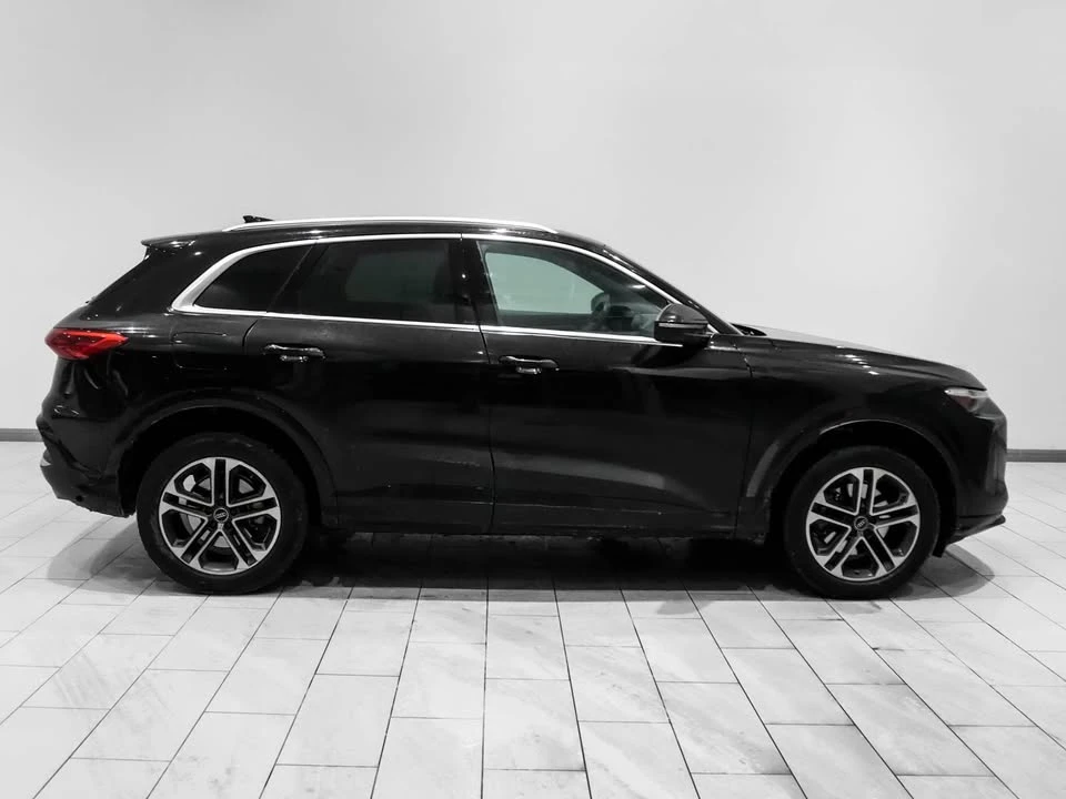 2025 Audi FY Q5 - Image 2 of 9