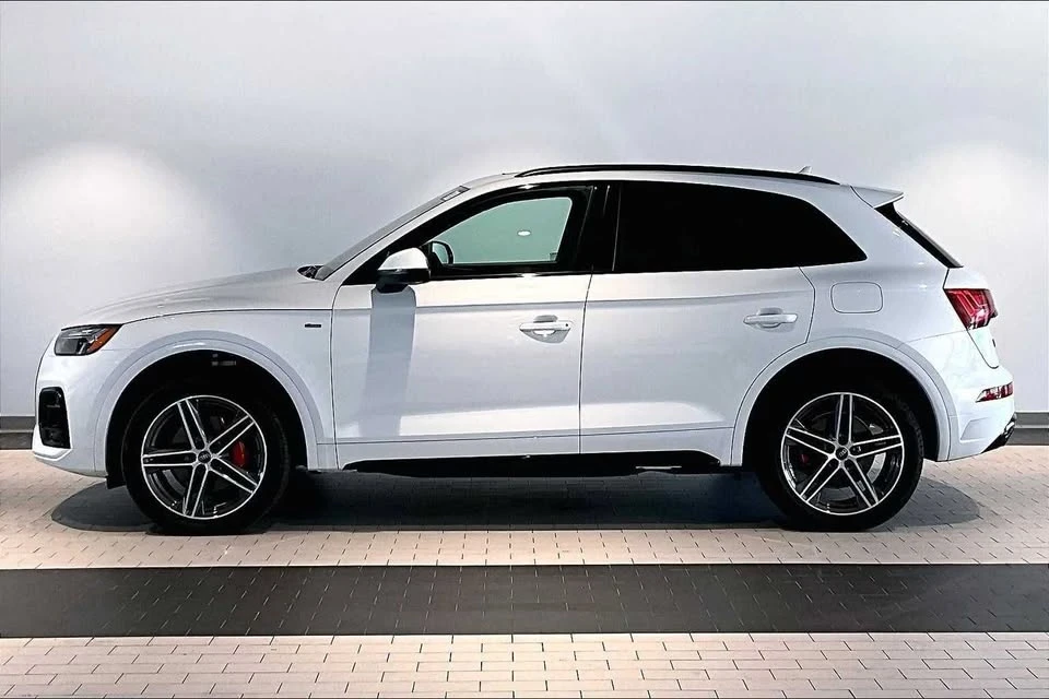 2025 Audi FY Q5 - Image 2 of 20